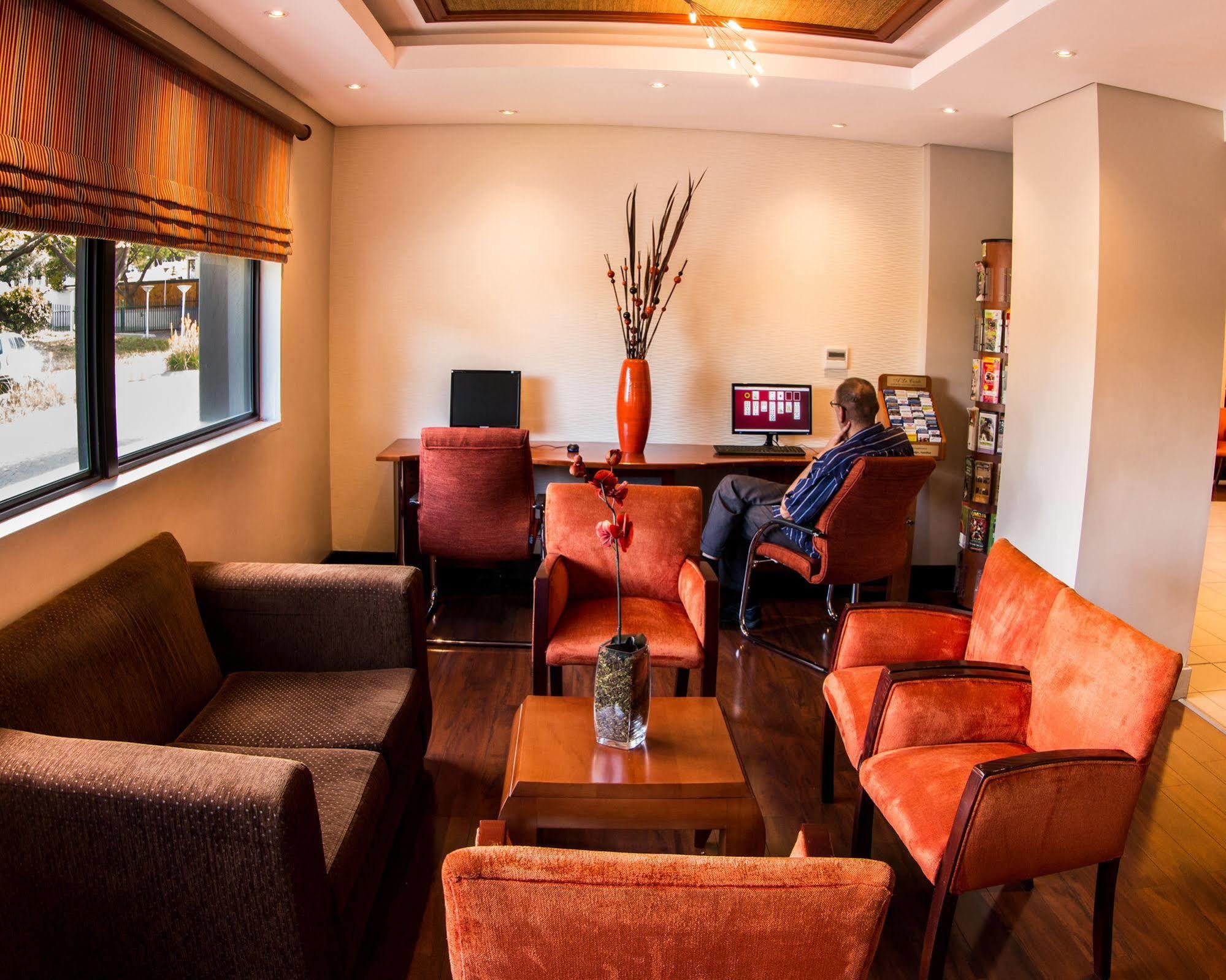 City Lodge Hotel Sandton, Katherine Street Johannesburg Exterior photo